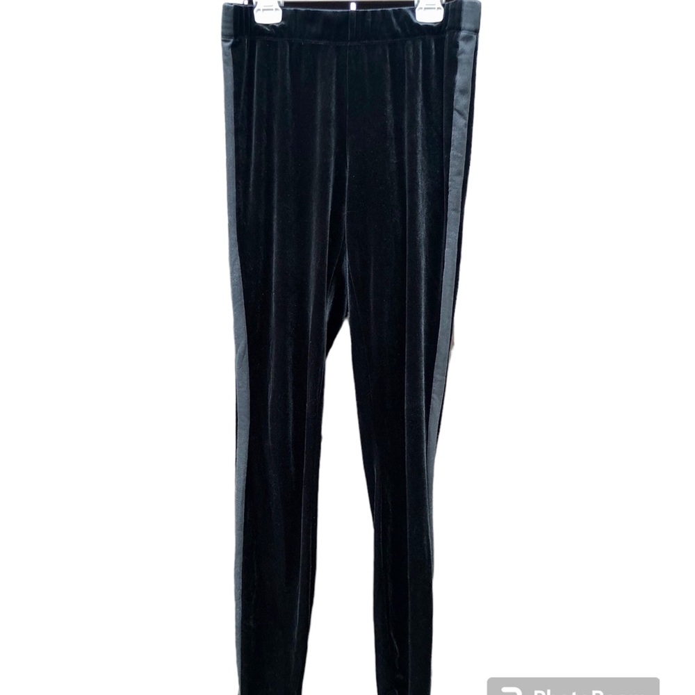 Aeropostale Black velvet leggings Tuxedo Stripe Sz. Large